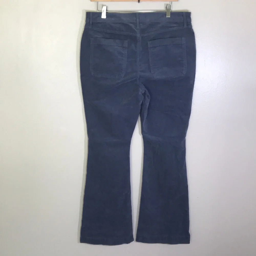 NEW a.n.a Corduroy Flare‎ Pants